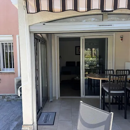 Apartmán T2 Avec Parking Au Coeur De La Pinede - 4 Pers. - Fr-1-607-243 Agde