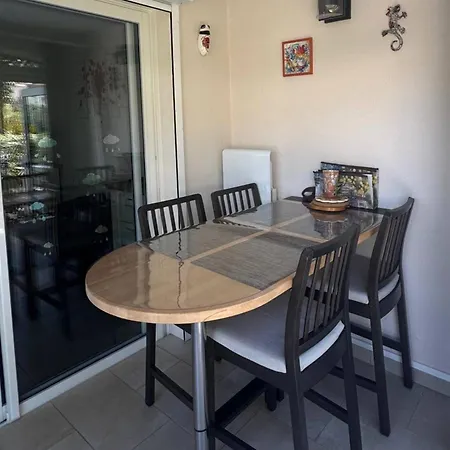 T2 Avec Parking Au Coeur De La Pinede - 4 Pers. - Fr-1-607-243 * Agde