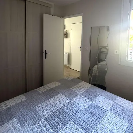 T2 Avec Parking Au Coeur De La Pinede - 4 Pers. - Fr-1-607-243 Agde