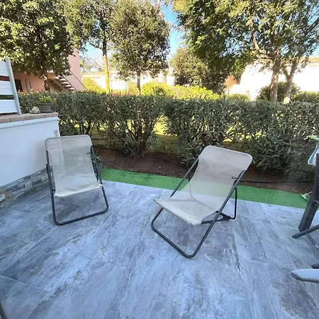 Apartmán T2 Avec Parking Au Coeur De La Pinede - 4 Pers. - Fr-1-607-243